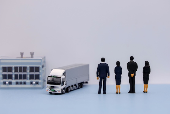 倉庫業のLP制作事例。最新設備の魅力を伝えるための工夫とは？